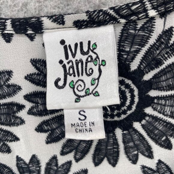 Ivy Jane Top Women Small Black White Embroidered Floral Long Sleeve Tunic Blouse - Picture 5 of 11